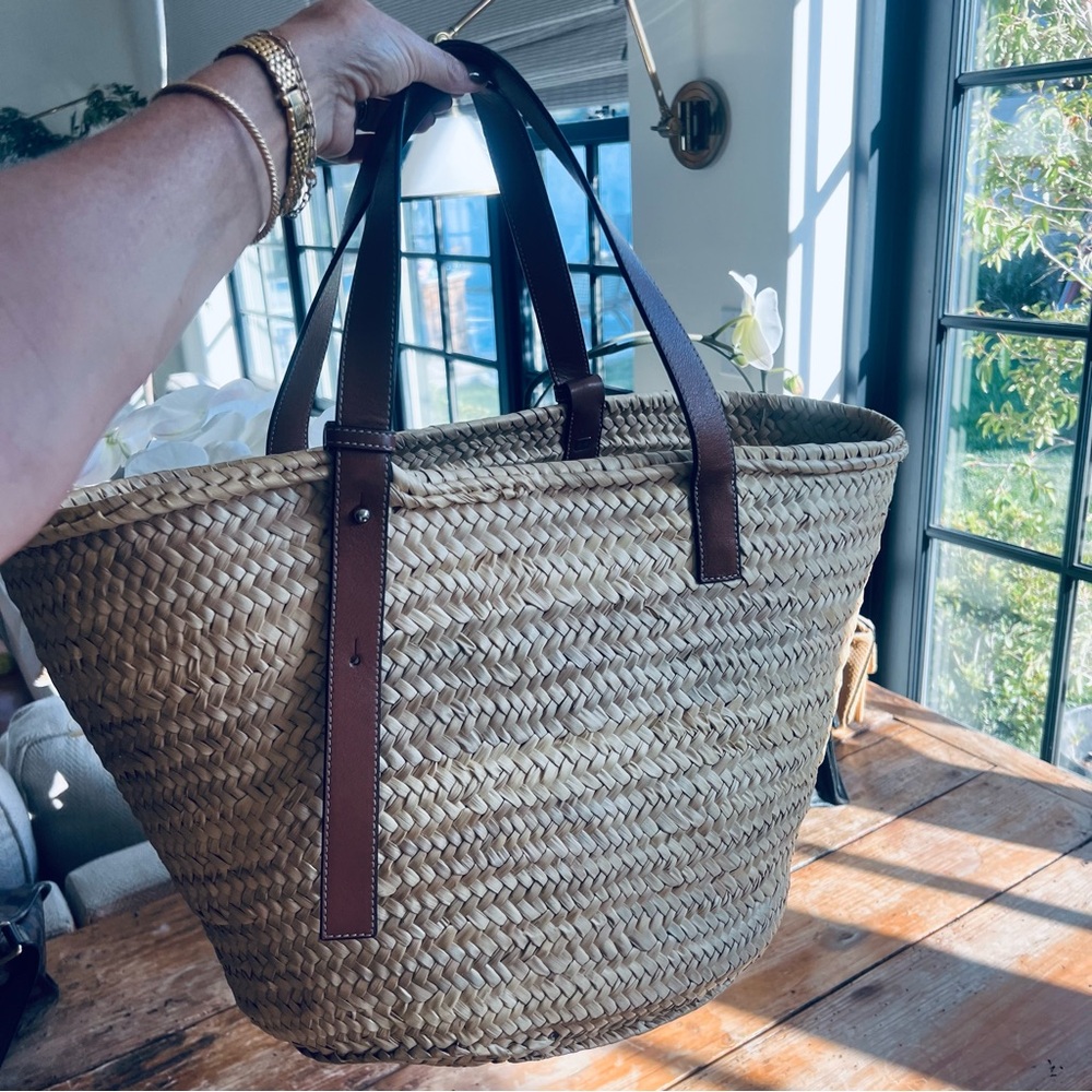 Loewe Natural Straw Tote with Tan Leather Handles - Picture 6 of 10